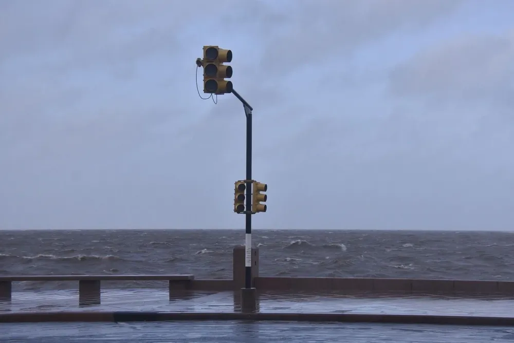 Inumet emitió alerta naranja en 11 departamentos por tormentas fuertes y lluvias intensas