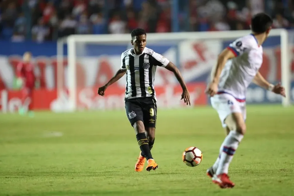 Rodrygo y Jorge Fucile