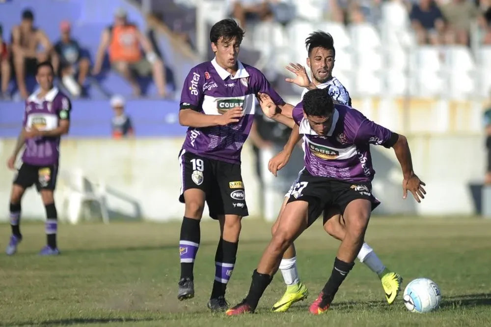 Agustín Canobbio, Cristian Souza y Maximiliano Cantera