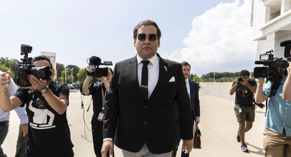De estafar a sus donantes a ser perdonado por Trump: el ex congresista George Santos sale de prisión