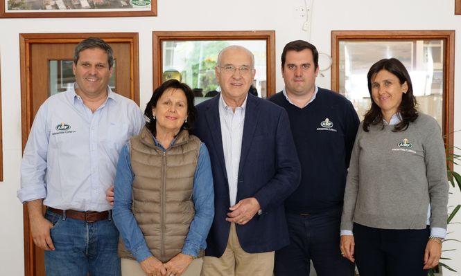 Nicolás Martínez, Cristina Rapppalini de Martínez, Horacio Martínez Arregui, Juan Antonio Martínez y Cristina Martínez