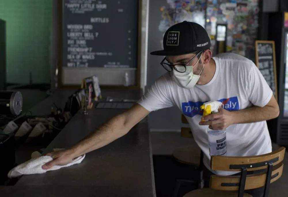 En Estados Unidos, aquellos vacunados contra el coronavirus ya no tendrán que usar mascarilla