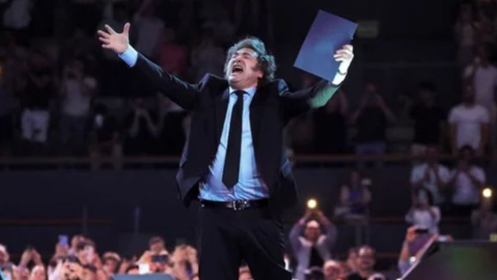 Javier Milei encabeza la lista con un 53,5% de imagen positiva. En segundo lugar se posiciona Daniel Noboa de Ecuador y cierra el podio Yamandú Orsi de Uruguay.