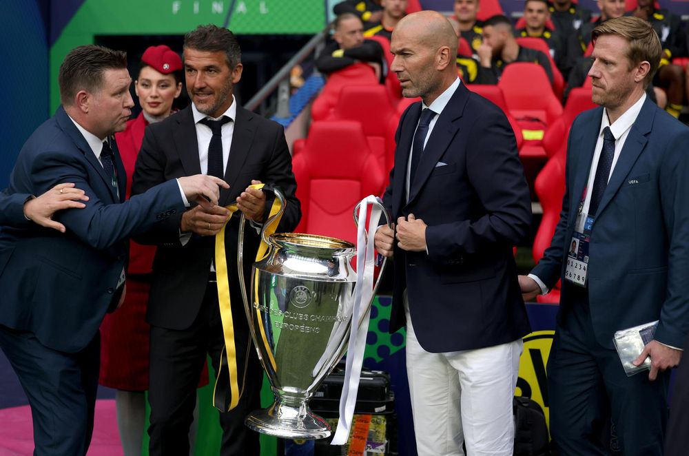 Zinedine Zidane en la final de la Champions League