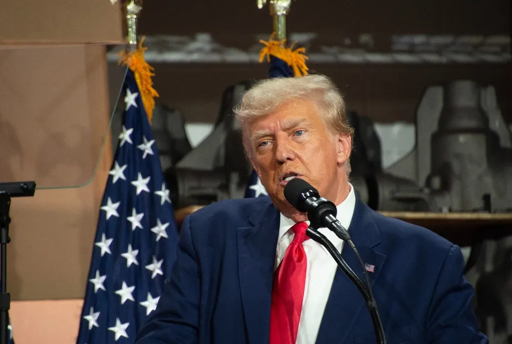 Donald Trump, en plena campaña por las internas del Partido Republicano, calificó como “desquiciado” el fallo de la justicia de Nueva York