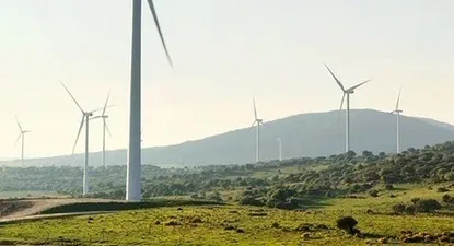 Audax Renovables cierra financiación para la construcción de 12 proyectos fotovoltaicos en España.