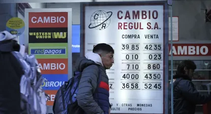 El dólar se ofrecía a $ 42,25 para la venta en el BROU.