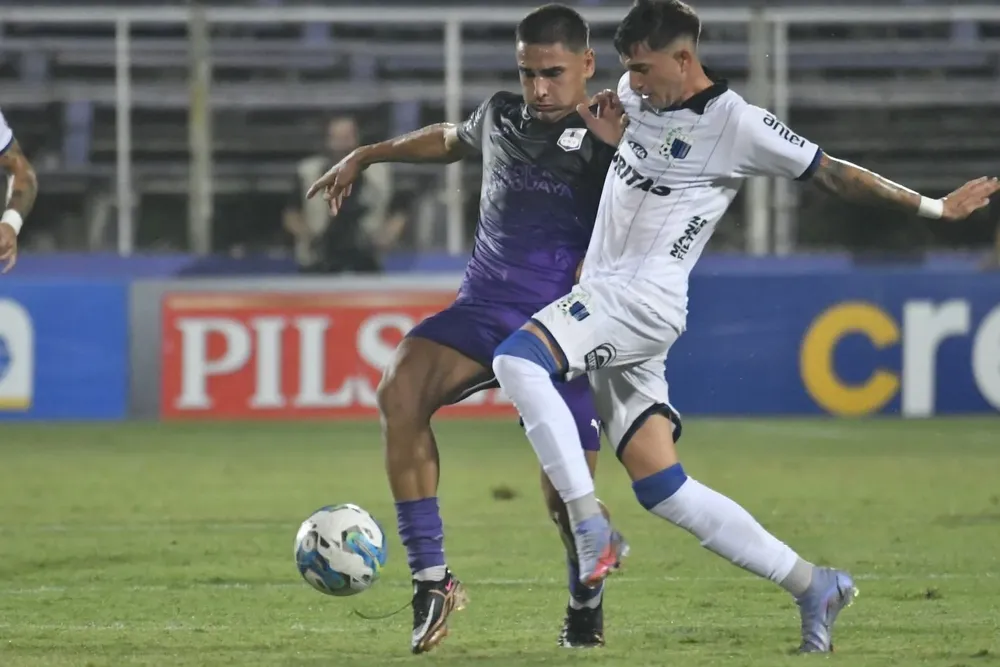 Liverpool y Defensor Sporting irán por el título