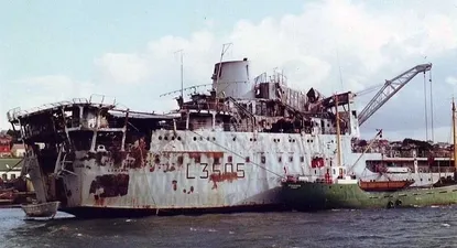 a 41 anos, en gran bretana piden investigar el desastre de bahia agradable durante la guerra de malvinas