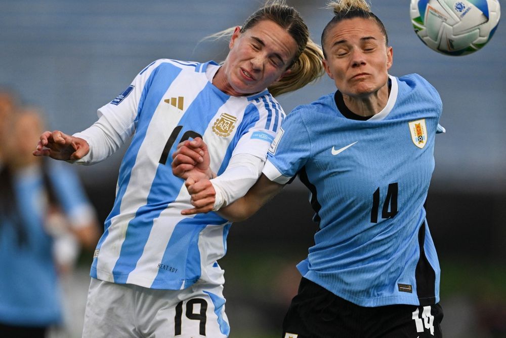&nbsp;Agostina Holzheier de Argentina ante Alaides Paz de Uruguay por Liga de Naciones
