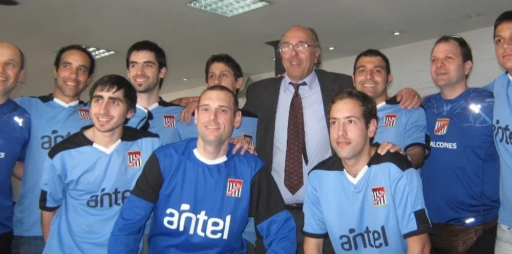 Los Halcones y Marcos Carámbula