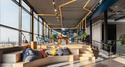 La solución que está dejando atrás las oficinas tradicionales: así funciona el Flex Office de Sinergia