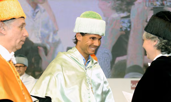 Rafael Nadal recibe el honoris causa de la Universidad Europea, en mayo de 2015