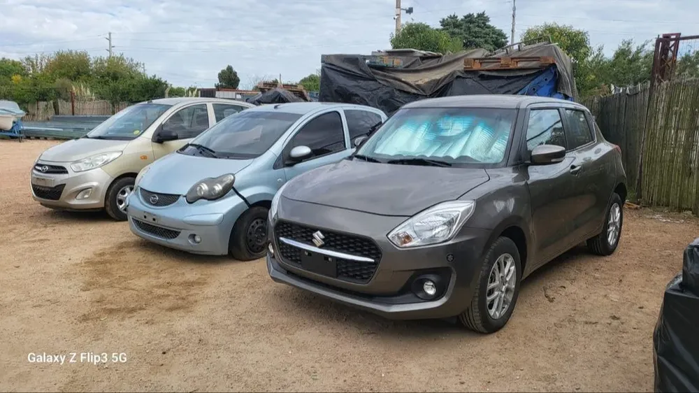 Los autos presentan un muy buen estado.