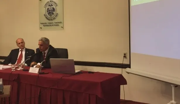 Experto comparó a Uruguay con Suiza en beneficios para inversor