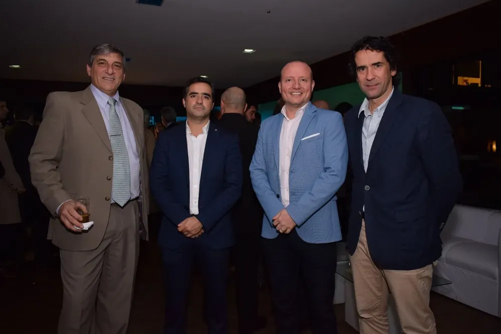 Pablo Medeyros, Emiliano Aldabalde, Jorge Cerhadaz y Rodrigo Zorrilla de San Martin