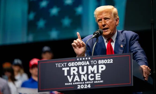 Donald Trump delineó su plan para la industrialización del país en un acto en Savannah, Georgia