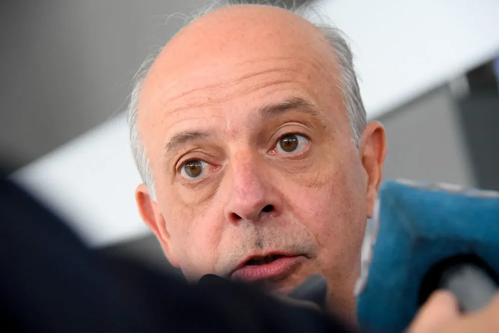 Javier García, ministro de Defensa Nacional