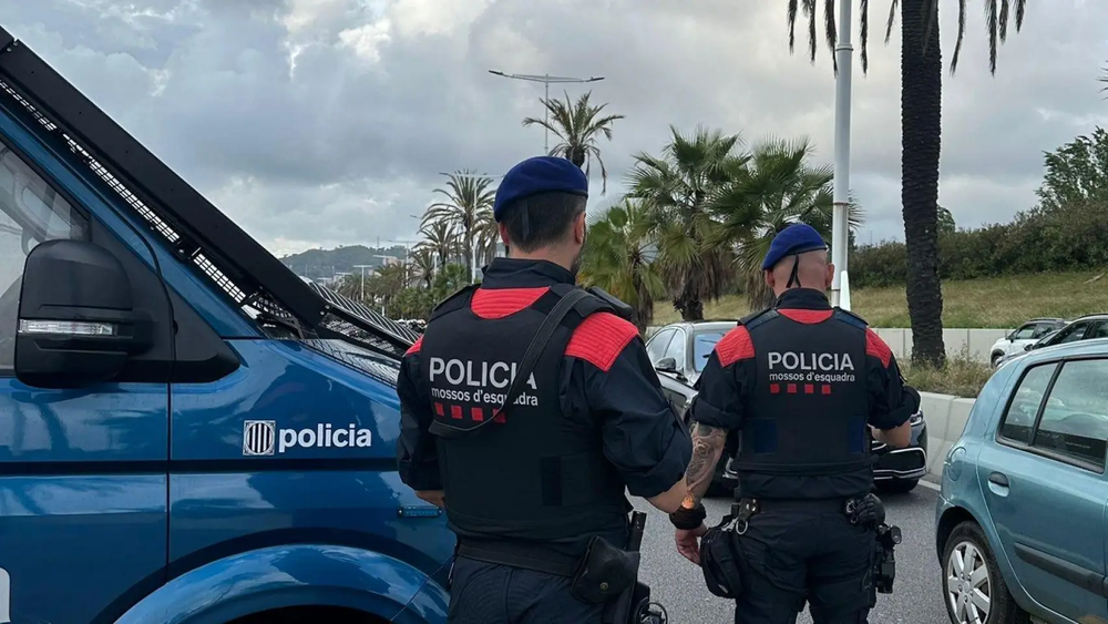 La policía catalana durante un operativo. (Archivo)&nbsp;