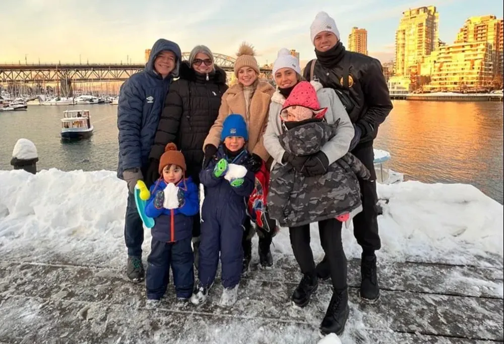 Coelho y su familia en Canadá