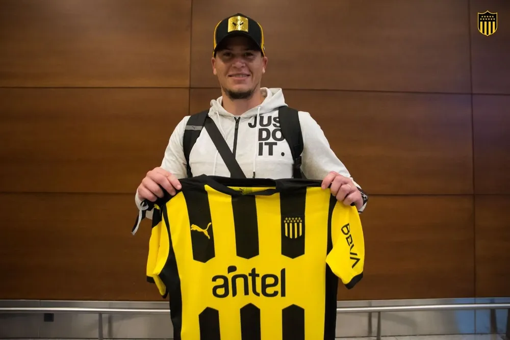 Carlos Rodríguez el día de su retorno a Uruguay el pasado 26 de abril