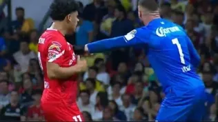 Maximiliano Araújo casi se va a las manos con Tiago Volpi su compañero en Toluca