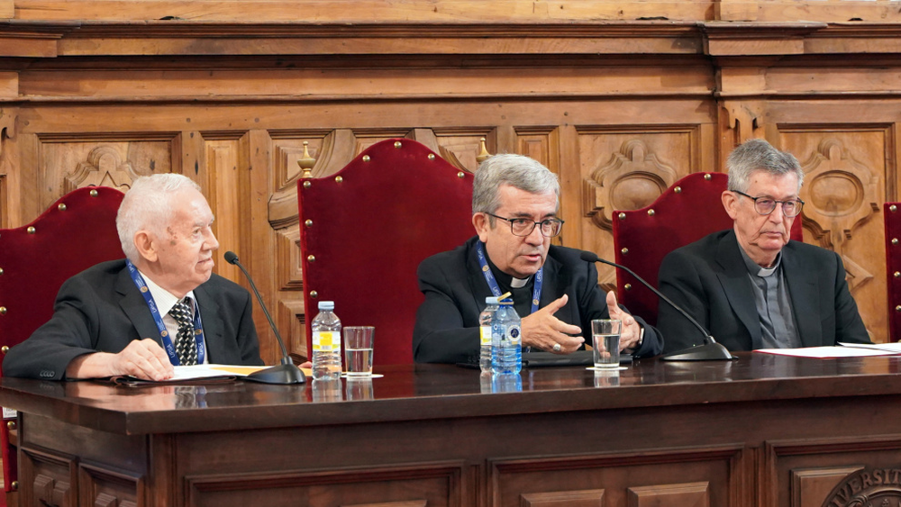 El presidente de la Conferencia Episcopal Española, Luis Argüello García, en un acto en la Universidad Pontificia de Salamanca