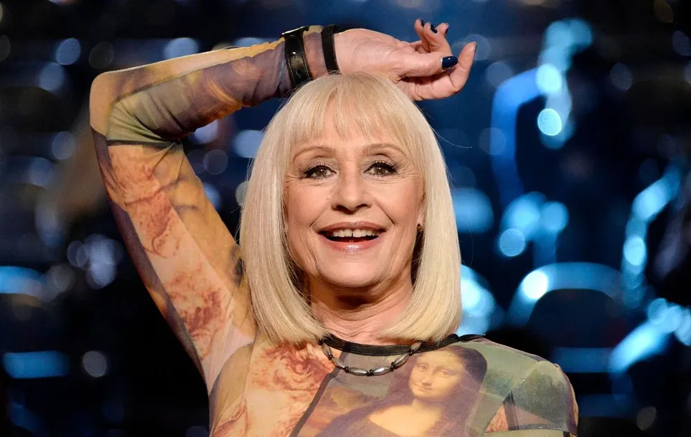 Un repaso por cinco éxitos de La Carrà