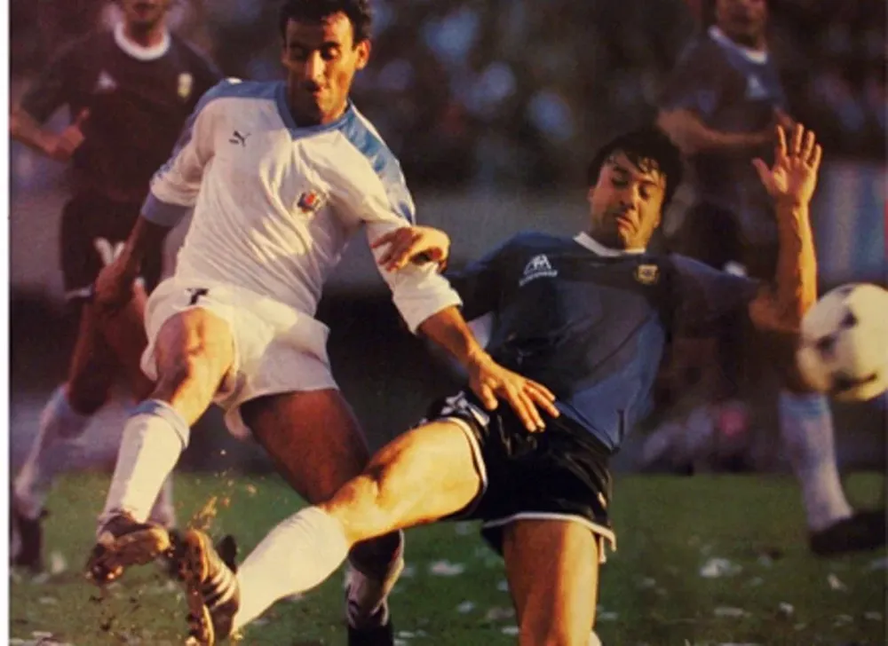 Antonio Alzamendi ante Argentina en 1987