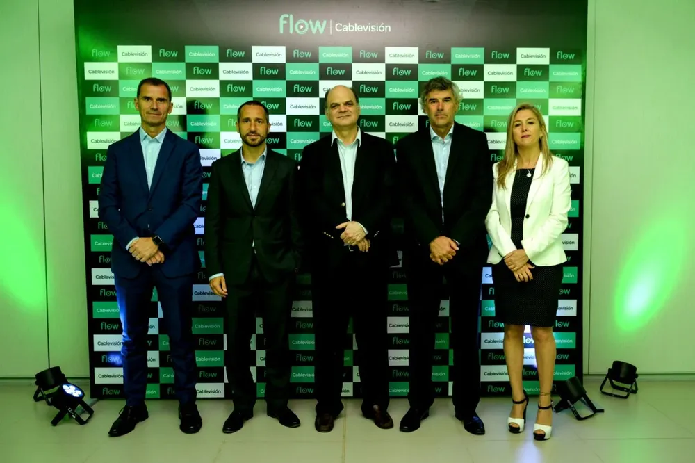 Fernando Cravero, Javier Emicuri, Andrés Tolosa, Guillermo Valente y Gisella Tomasi
