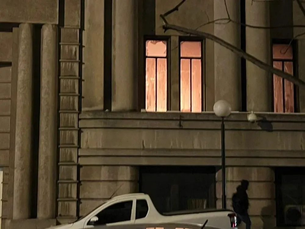 Se incendió la ex Jefatura de Montevideo