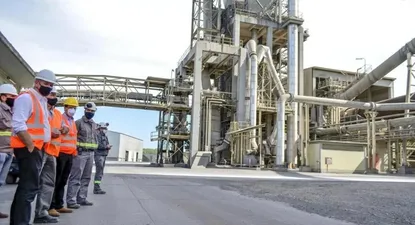 Los tercerizados del pórtland que Ancap considera “familia” y su futuro con un privado