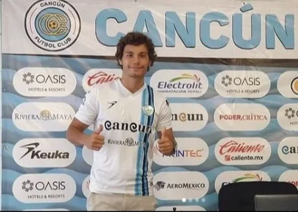 Nicolás Lugano cuando fue presentado en Cancún