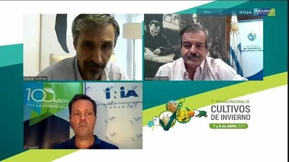 Esteban Hoffman (Fagro), Carlos María Uriarte (MGAP) y Daniel Vázquez (INIA).
