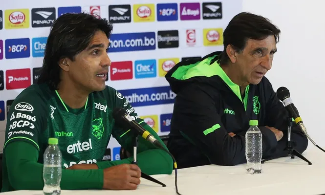 Moreno Martins indignado con los hinchas