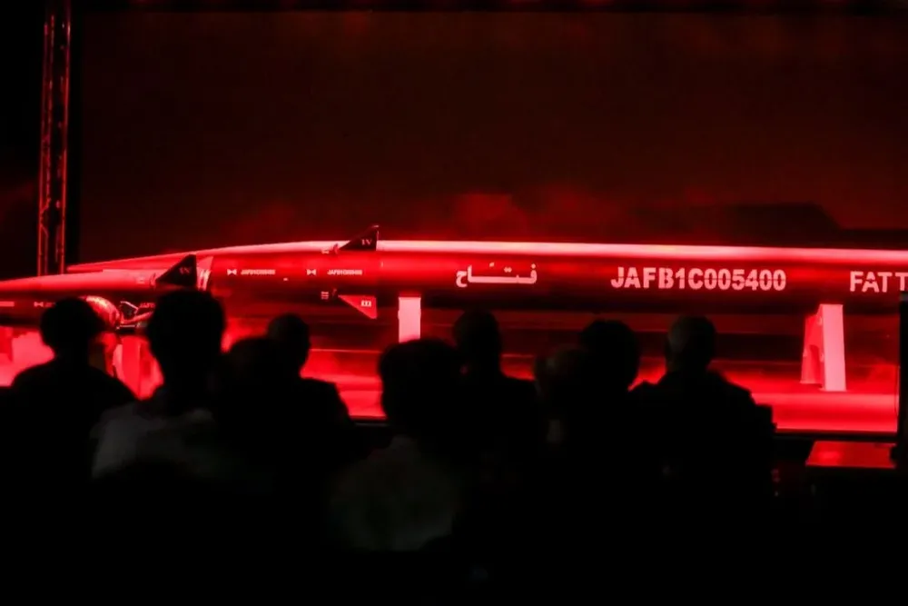 Misil hipersónico iraní