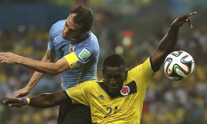 Godín: Nos vamos con la cabeza en alto