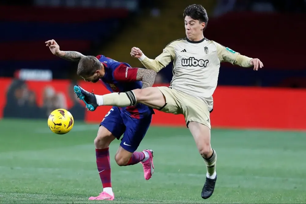 Pellistri fue figura en Granada ante Barcelona