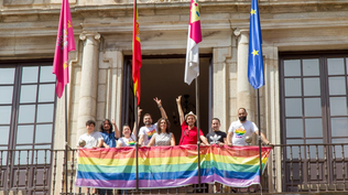 La justicia dio luz verde a la colocación de la bandera arcoíris en edificios públicos.
