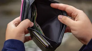 En algunas organizaciones a nivel regional existe una preocupación por ayudar y capacitar a sus empleados en el manejo de sus finanzas