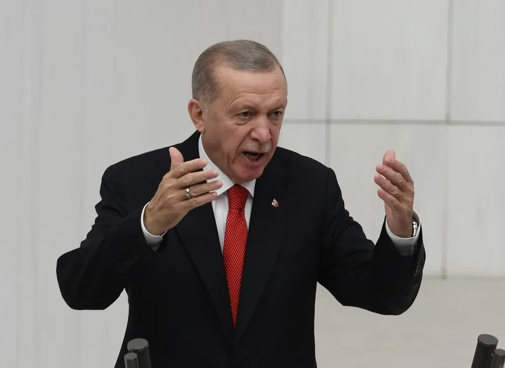 Los desquiciados que amenazan la paz y la seguridad no lograrán jamás sus objetivos, afirmó el presidente Recep Tayyip Erdogan.