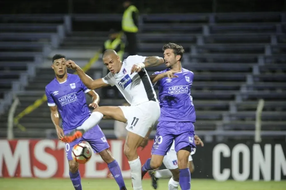 Jhonder Cádiz y Ernesto Goñi