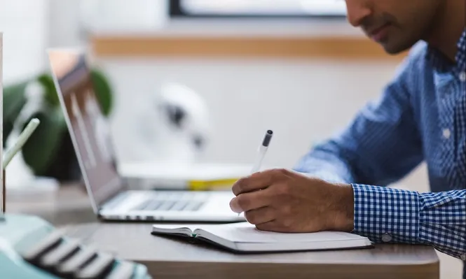 Cursos y talleres online para aprovechar el tiempo en casa