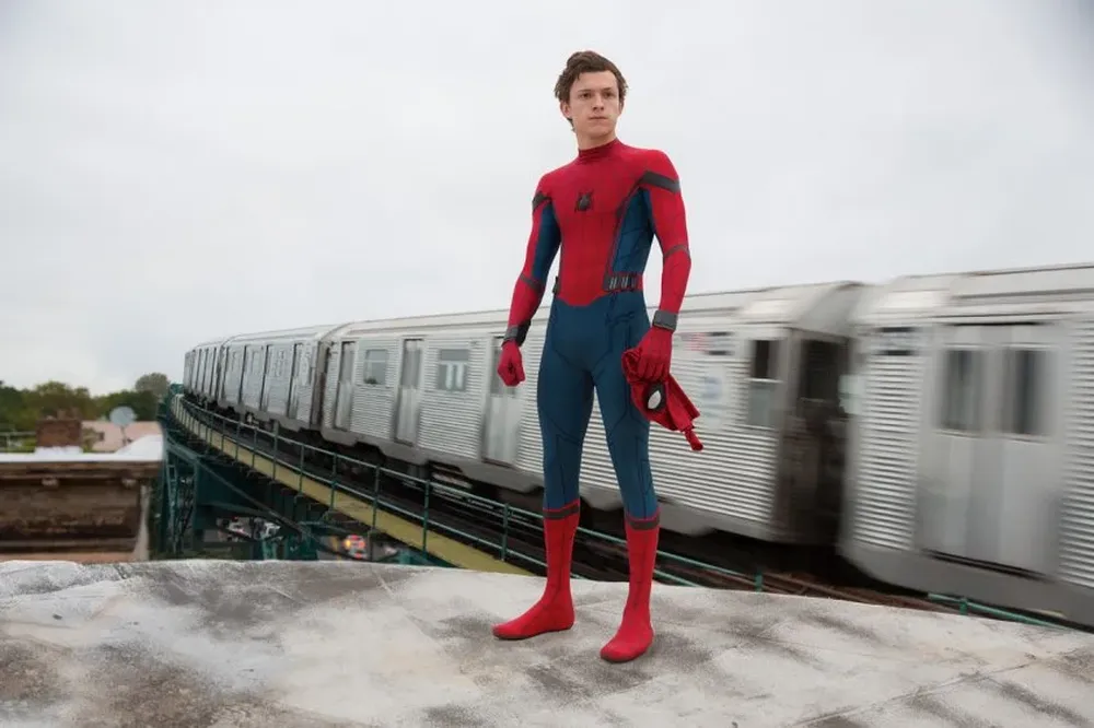 Tom Holland como Spider-Man