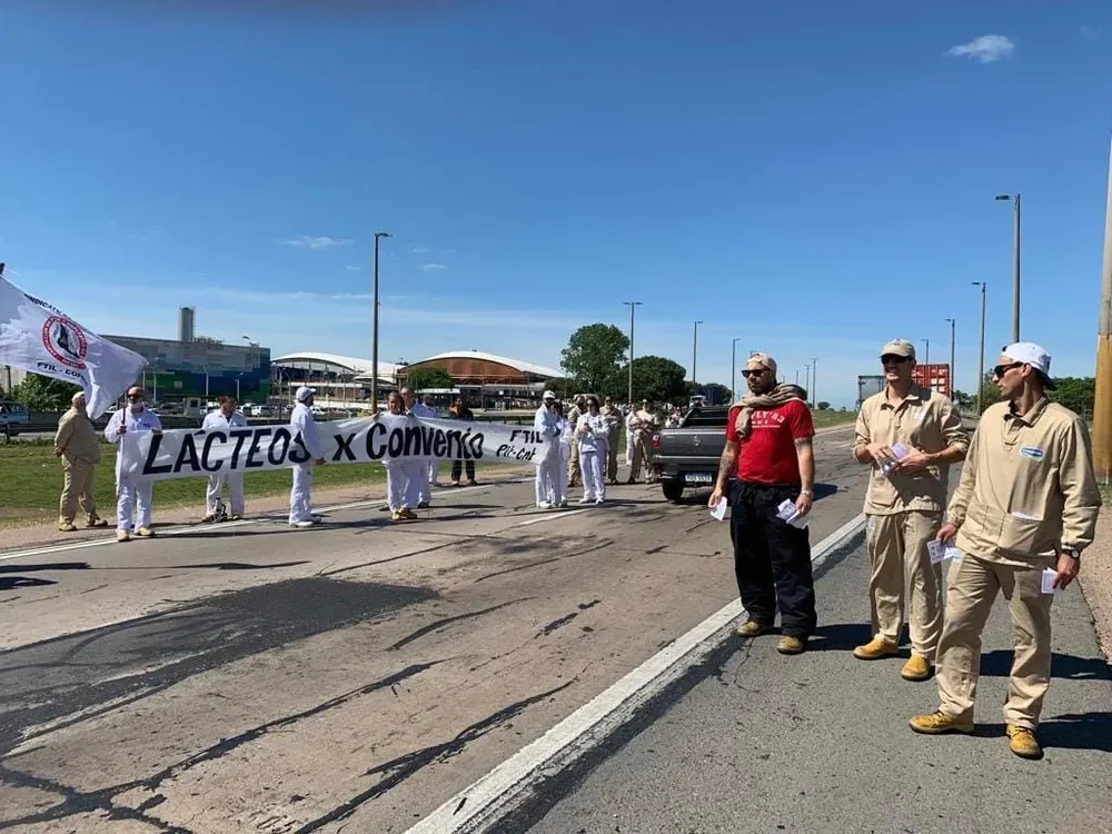 Habrá paros de dos horas por turno.