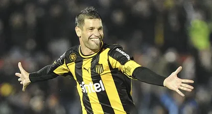 Tony se puede ir sin jugar en el Estadio de Peñarol
