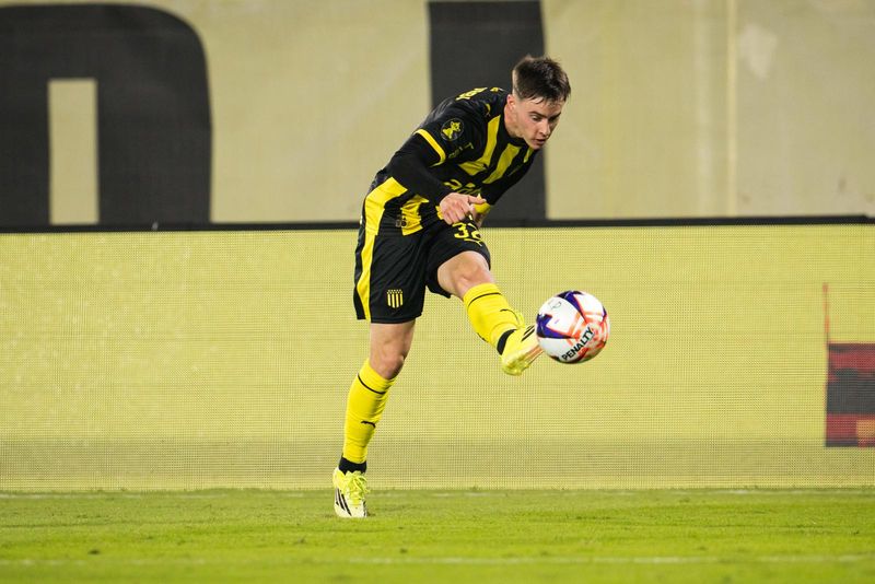 Cerro Largo vs Peñarol EN VIVO por el Torneo Apertura: en el Ubilla de Melo se cierra el certamen y se definen las series del Torneo Intermedio