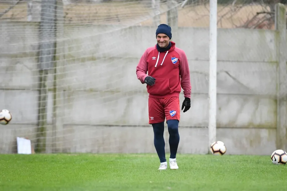 Bergessio sonríe en el entrenamiento