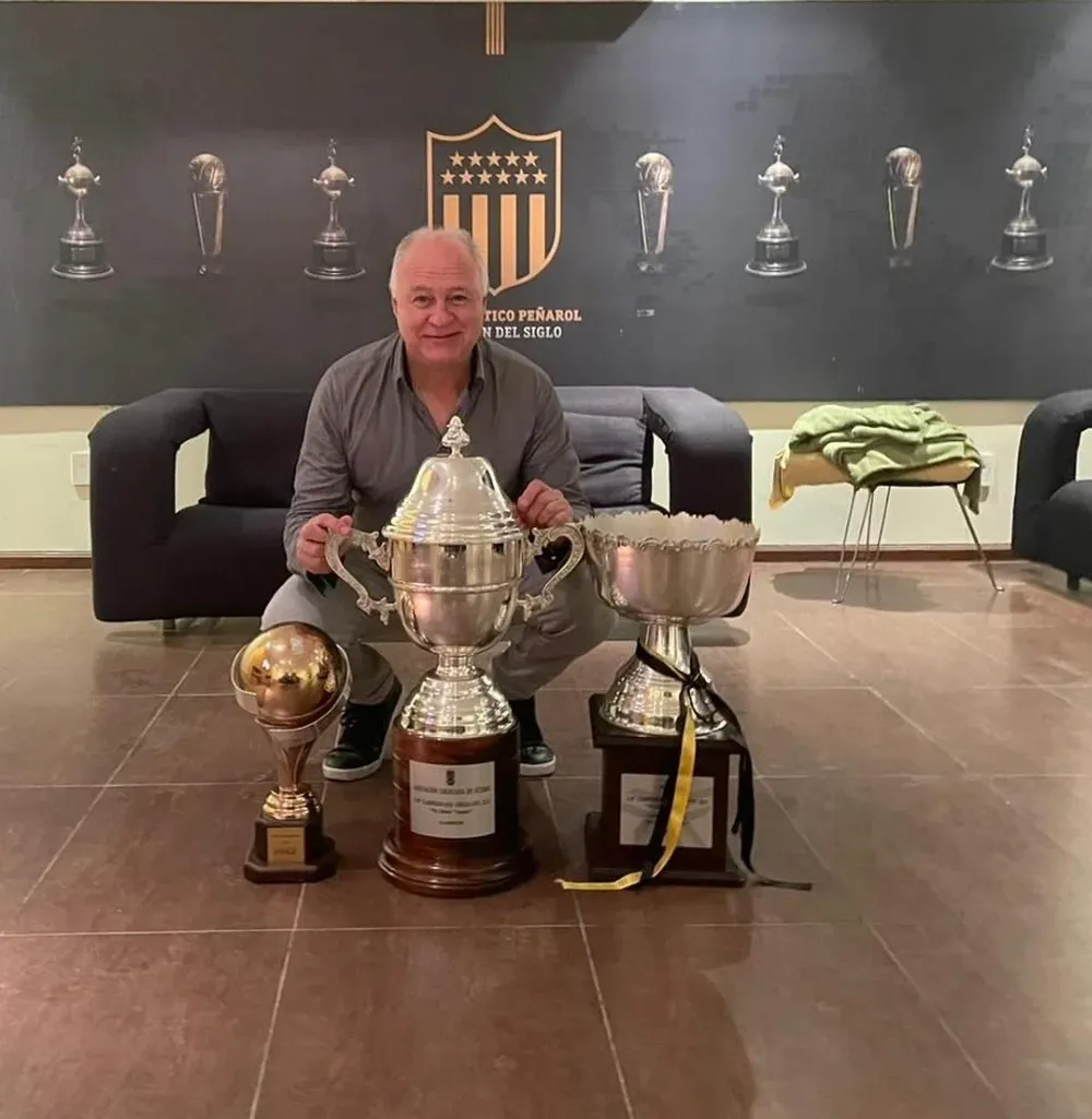 Jorge Nirenberg no ocultó su bronca por el penal no concedido a Peñarol ante Cerro Largo