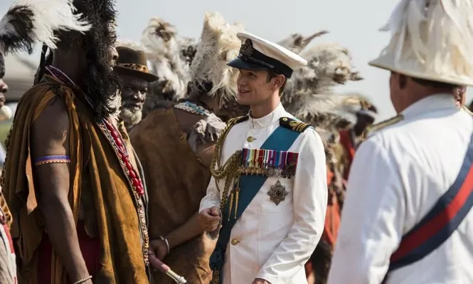 Así retrata The Crown al príncipe Felipe en la ficción